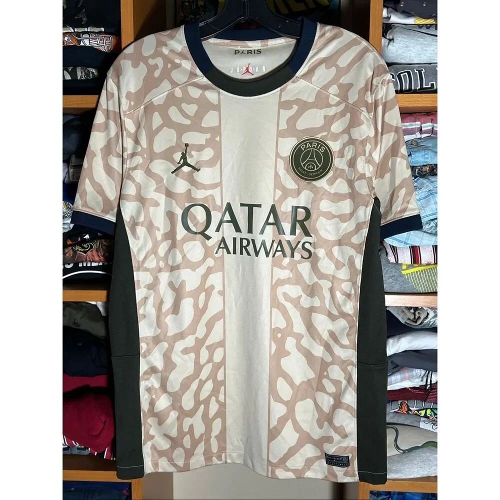 Nike Jordan Paris Saint-Germain 2023/24 Men's Stadium Fourth Jersey Medium